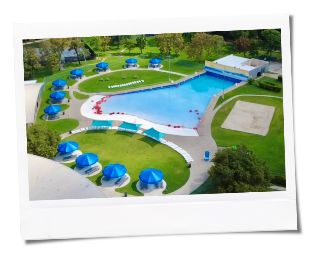 pool at Eagle Pointe Golf Club Mont Belvieu